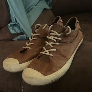 Rare!Patagonia Men's Leather Brown Casual Shoes size 12